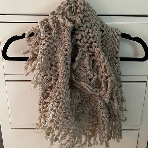 American Eagle Outfitters Accessories - Fashion scarf
